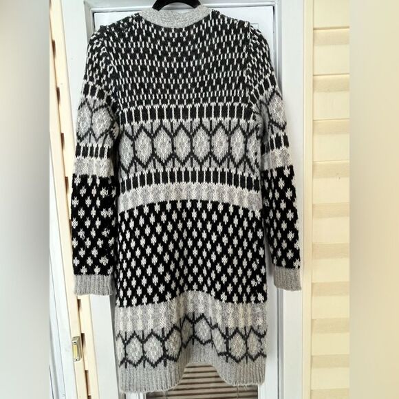 Lara knit black/shite/gray Italian cardigan, geometrical forms, button closure,S - Picture 5 of 7